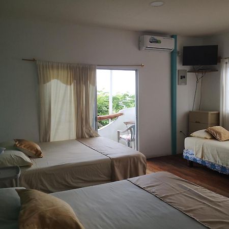 Hostal Cabanas Don Jorge Puerto Baquerizo Moreno Εξωτερικό φωτογραφία