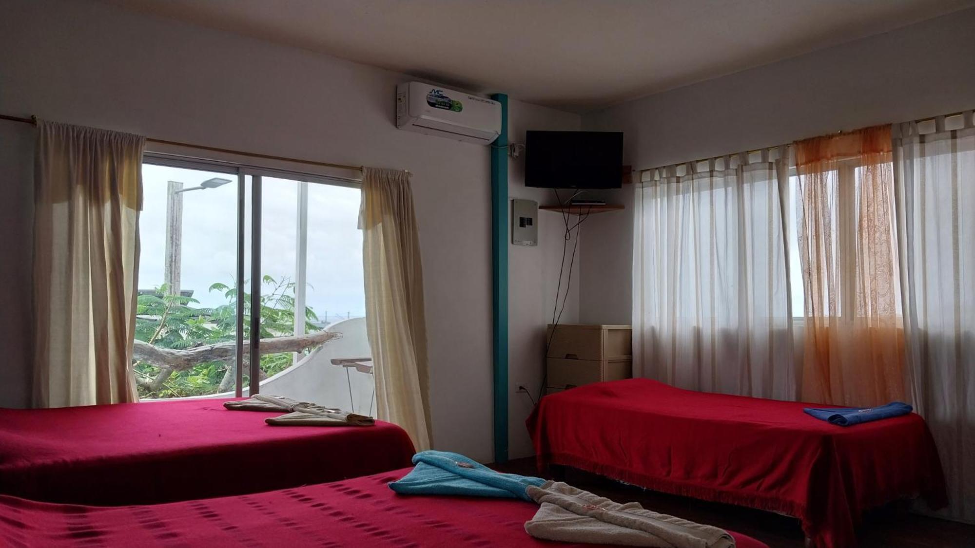 Hostal Cabanas Don Jorge Puerto Baquerizo Moreno Εξωτερικό φωτογραφία