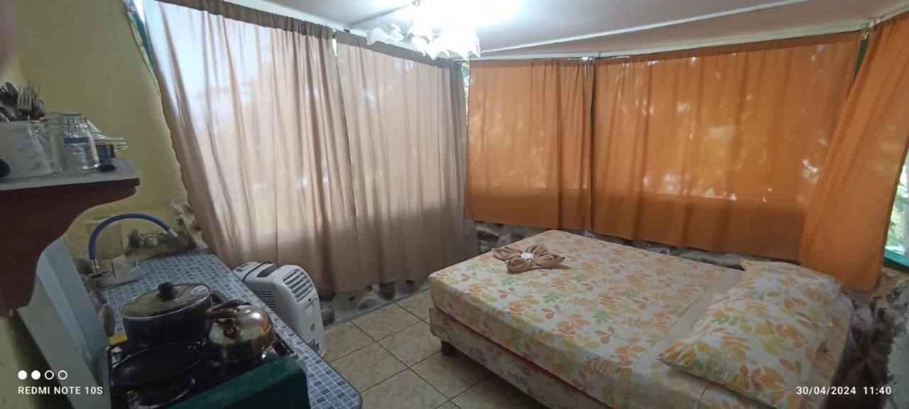 Hostal Cabanas Don Jorge Puerto Baquerizo Moreno Εξωτερικό φωτογραφία